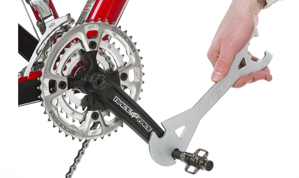 Clé à Pédale Et Boitier De Pédalier à Cartouche Var BP-60000-C 3 Clé à Pédale Et Boitier De Pédalier à Cartouche Var BP-60000-C – Image 3